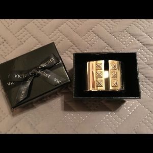 VS Limited Edition Scandalous Gold Tone Bracelet